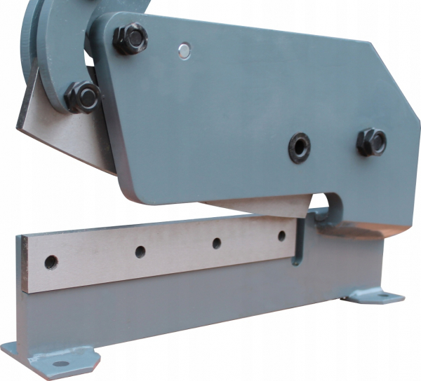 Как правильно выбрать гильотинные ножницы?