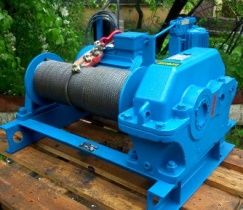 ИСТОРИЯ И ПРИМЕНЕНИЕ ЛЕБЕДОК