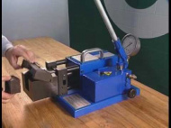 Отгружен новый Станок развальцовки и предварительной сборки Unispeed USFL/01 MAN в Гатчина